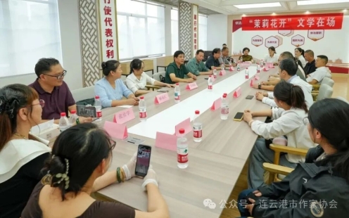 “茉莉花开”乡土情 笔墨书写振兴路——市作协走进宋口村开展文学采风活动